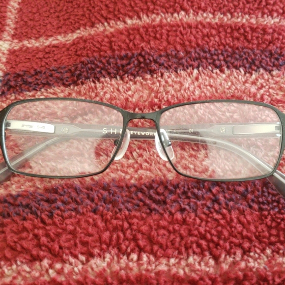 Eyeglasses frame - Picture 1 of 4